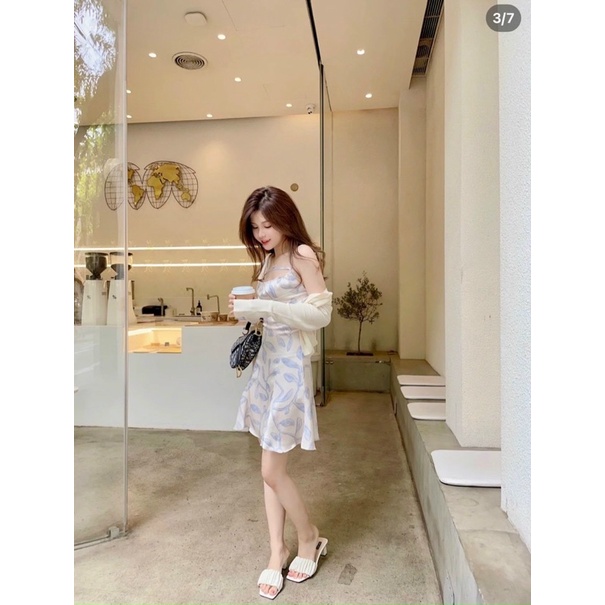 SÉT ĐẦM TRẮNG HOA XANH KÈM  KHOÁC GÂN ĐŨA