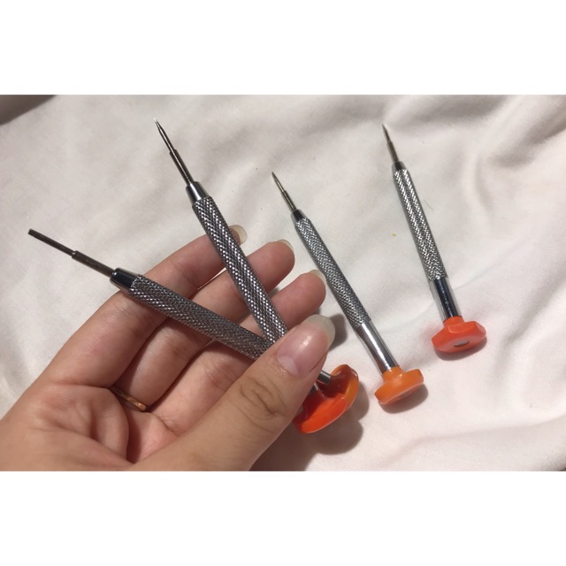 Tô vít để vặn ốc của gọng kính ( gồm 2 cạnh và 4 cạnh )