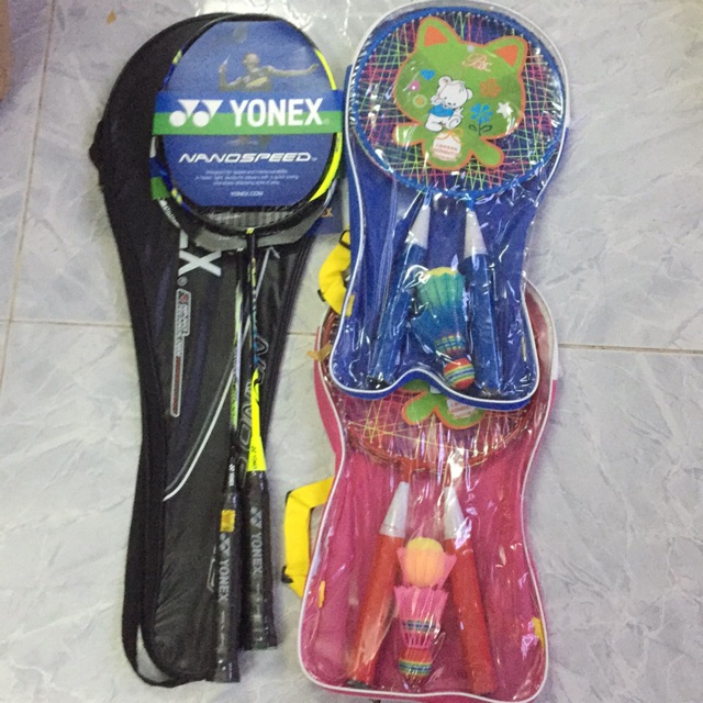 1 cặp vợt yonex ( tặng cuốn cán ) * 1 cặp vợt cho bé giá rẻ