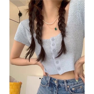 Áo croptop len mỏng cổ vuông