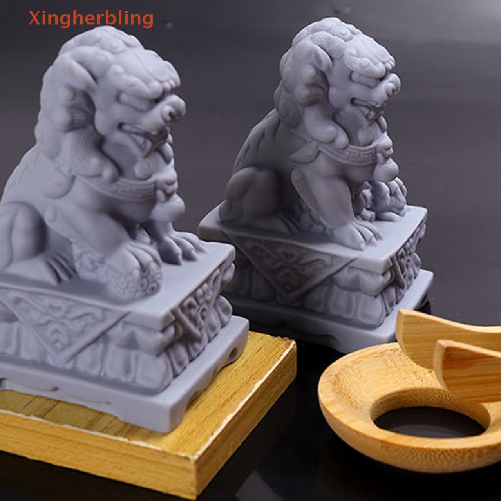 Tượng Sư Tử Mini Bằng Đá Trang Trí Sân Vườn