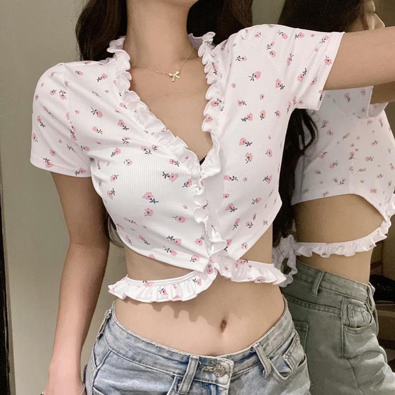 Áo Croptop kiểu Hàn Quốc Tay Ngắn Viền Bèo Đan Nơ Eo In Họa Tiết Hoa Và Bướm.mã A16