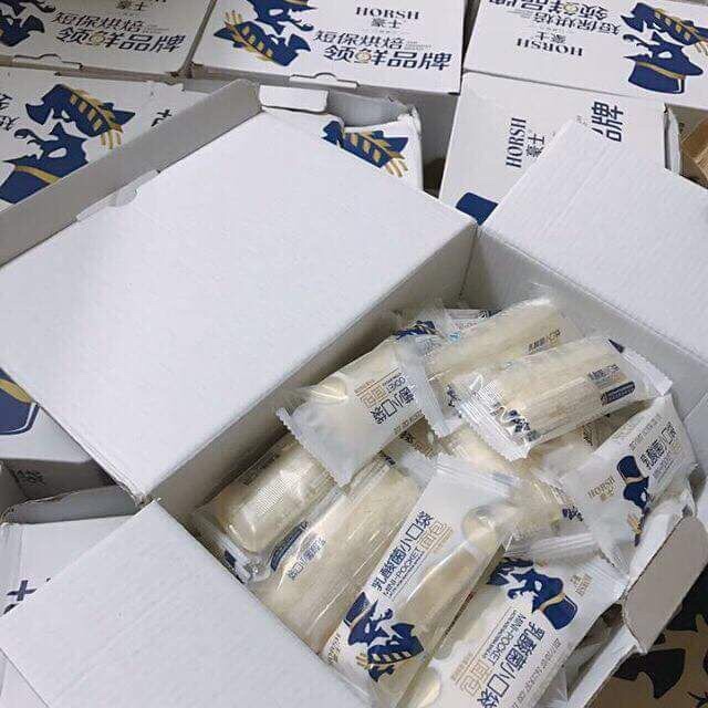 (Hà Nôi)( sẵn) Thùng 2kg Bánh Sữa Chua Nsx Mới Nhất