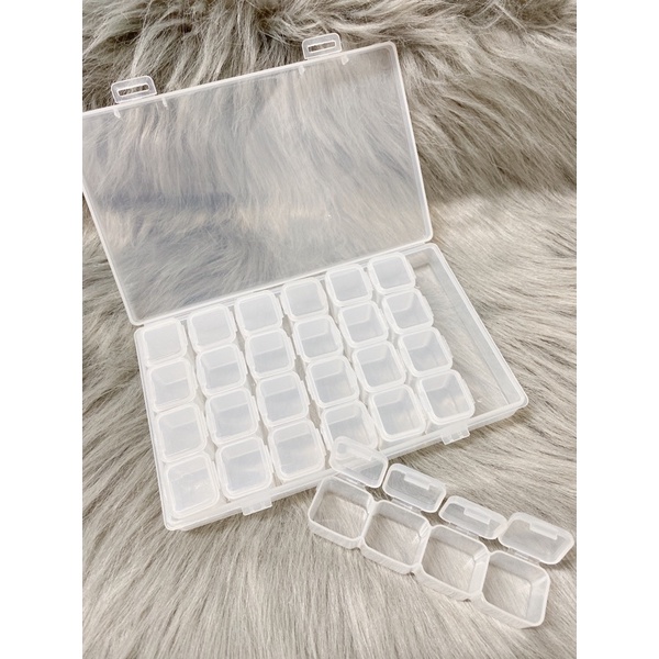 Hộp 28 ô đựng charm đá nail