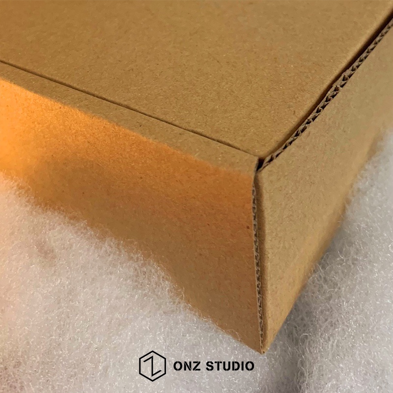 Hộp quà Gift box kèm thiệp đựng Khăn quàng cổ x mũ len x vớ tất ONZ Studio