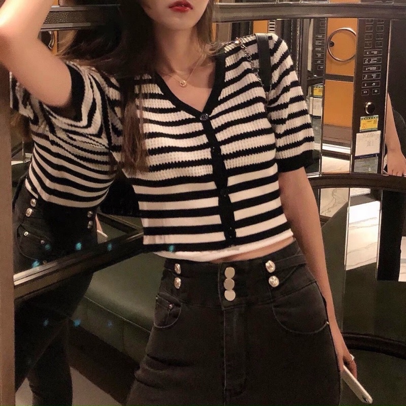 Áo len kẻ tay lỡ cổ viền, Áo kiểu dáng coptop cài cúc AL1301 - NhiNhi Shop