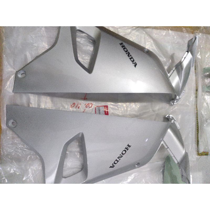 2 cánh yếm ngoài xe wave anpha 110 chính hãng