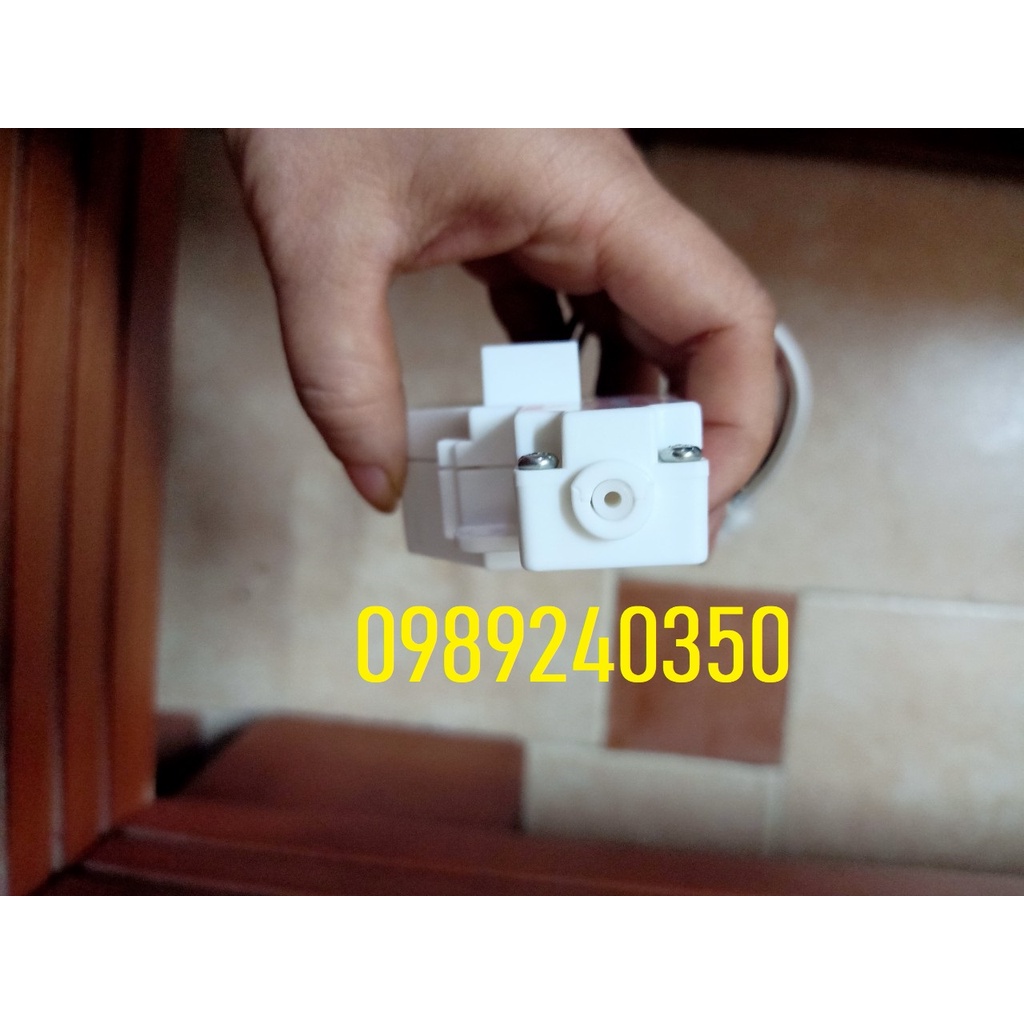 Công tắc khóa cửa máy giặt Toshiba AW - DC1000CV chính hãng