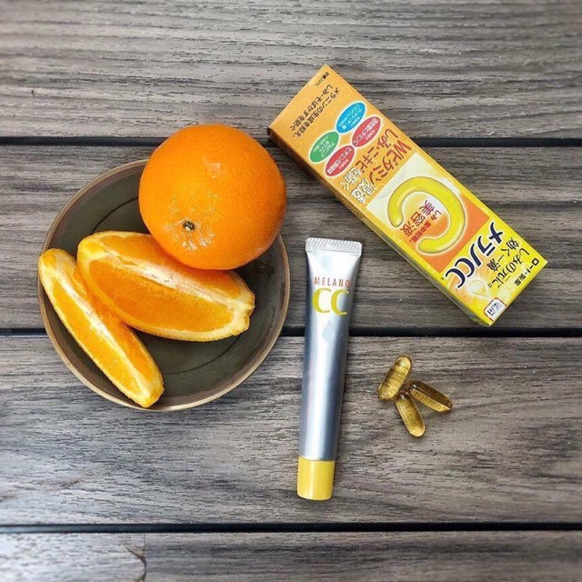 Tinh Chất Mờ Thâm Mụn Rohto Melano CC Vitamin C Serum
