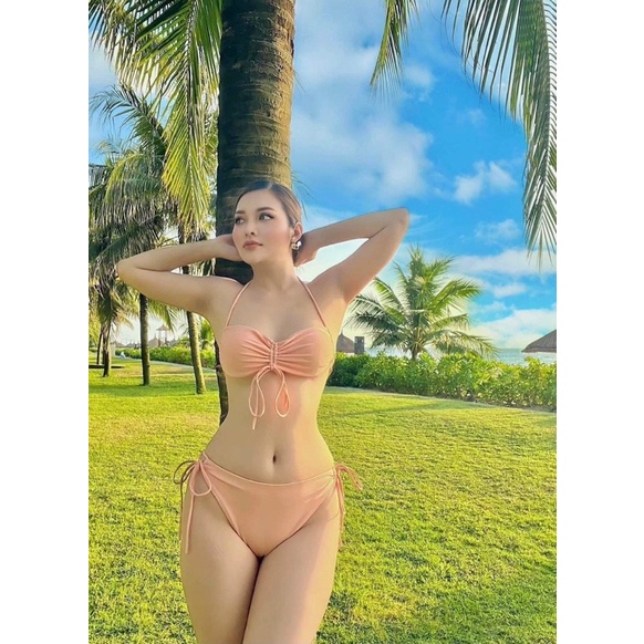 Bikini 2 mảnh Ninh Dương Lan Ngọc mẫu hót ( kèm video+hình thật )