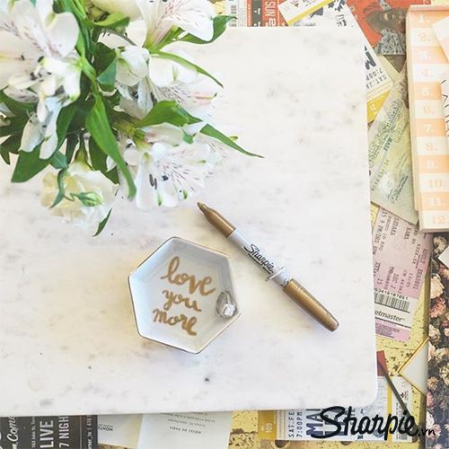 Bút marker ánh kim Sharpie Metallic - Gold (Vàng)