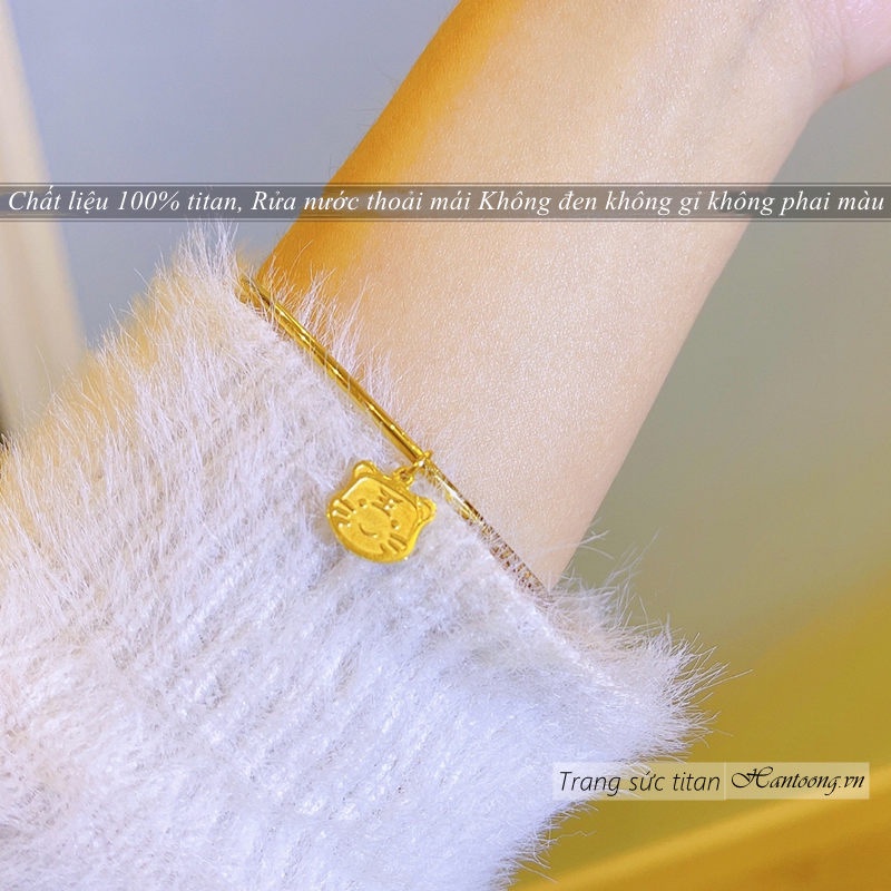 Vòng tay titan nữ không gỉ không phai màu hình hổ con đáng yêu phong cách cổ điển thanh lịch mẫu mới 2023