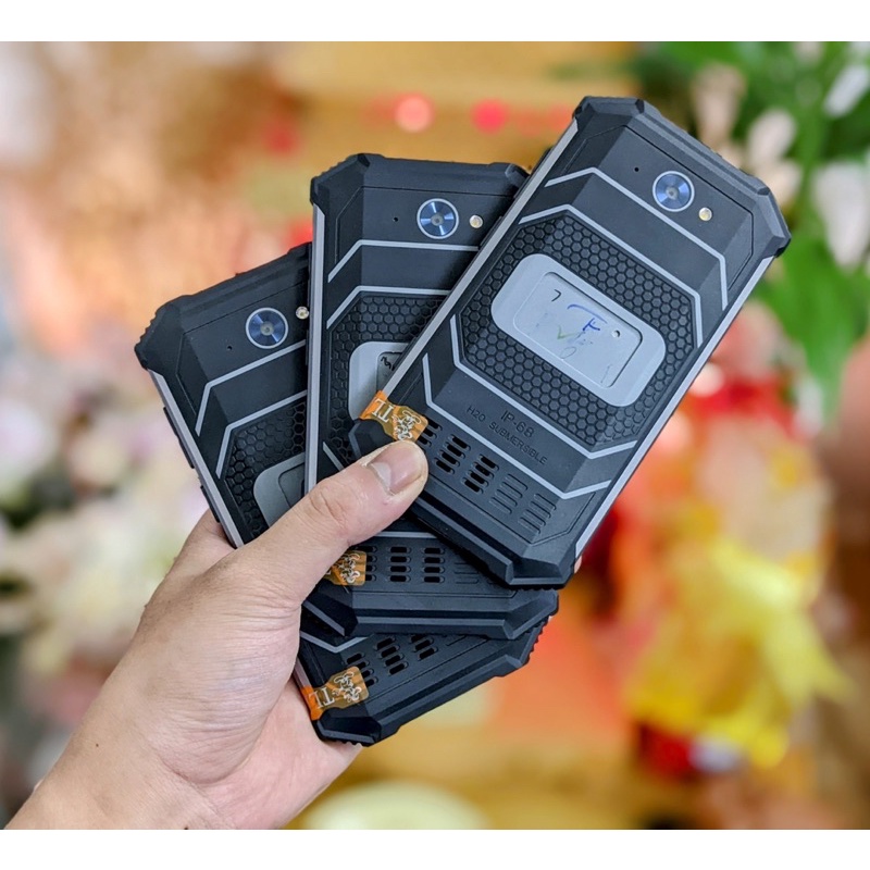 Điện thoại nga siêu bền ginzuzu rs8502 2 sim chống nước full tiếng việt