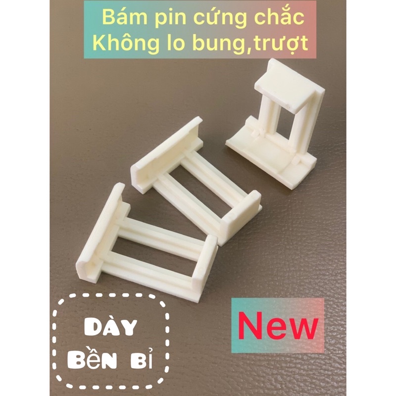 Kẹp Thoát Nước Pin Năng Lượng Mặt Trời, Kẹp Rút Nước Tấm Pin Năng Lượng Mặt Trời. Bám Pin Cứng Chắc