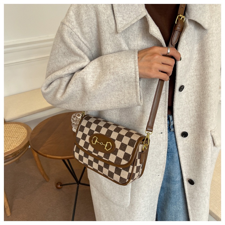 Túi xách nữ đeo chéo chất dạ form rộng rãi phong cách Hàn Quốc Capucha T184