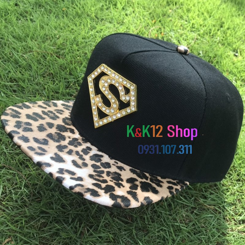 [Độc quyền] Mũ HIPHOP logo siêu nhân nền da báo thời trang 2021, Quà TẶNG thời trang hiện đại trẻ trung trang nhã.