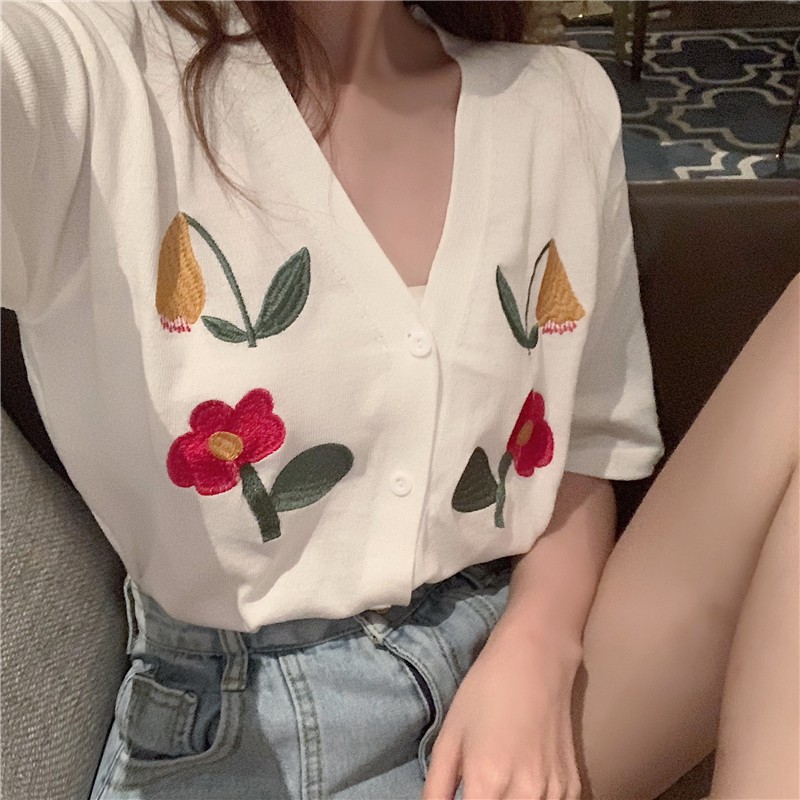 Áo sơ mi tay ngắn cổ chữ V Xiaozhainv hoạ tiết thêu thiết kế dáng rộng cho phái nữ