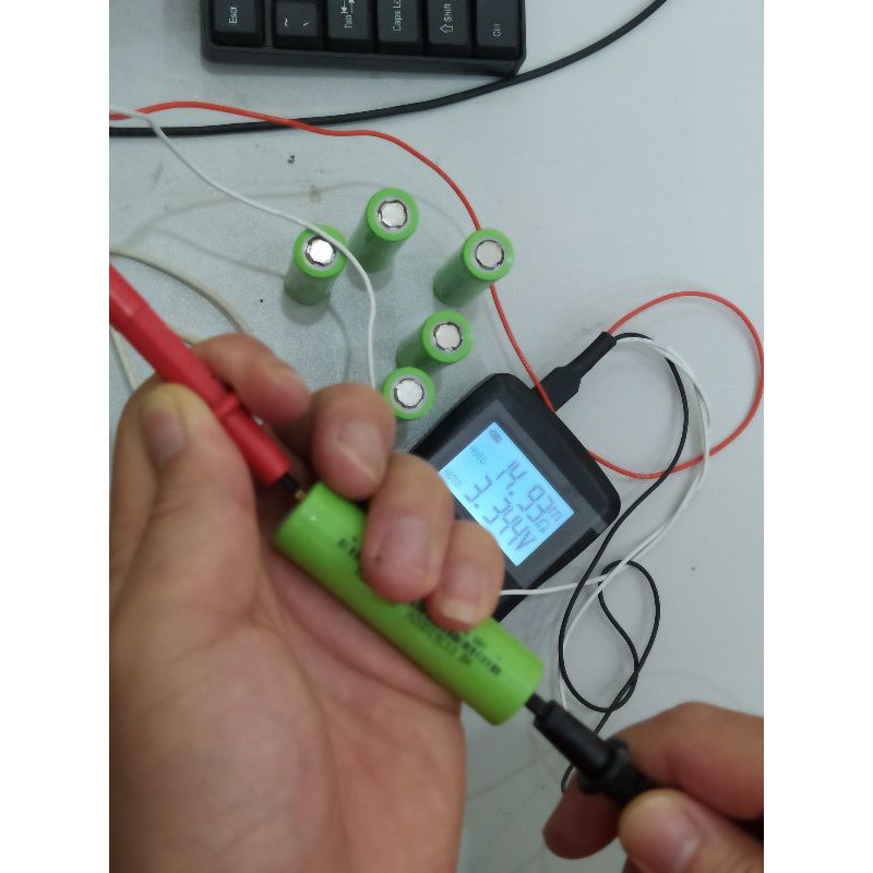 Cell Pin lithium 3.7v 18650  2000mah xả max 20A
