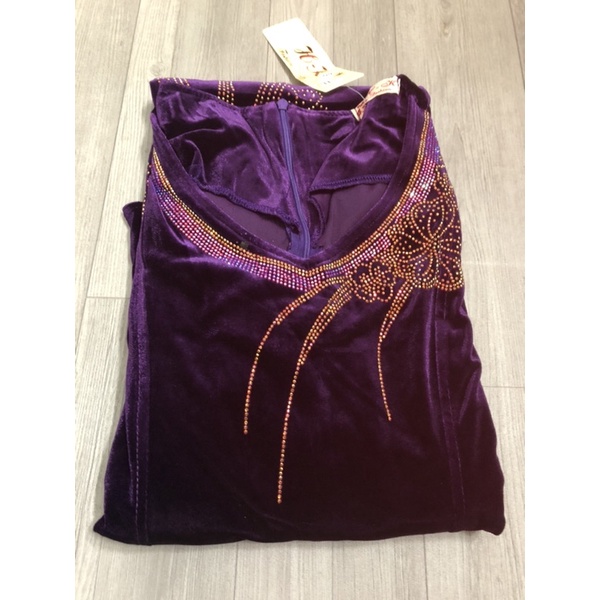 ĐẦM DẠ HỘI TRUNG NIÊN VẢI NHUNG CAO CẤP M116