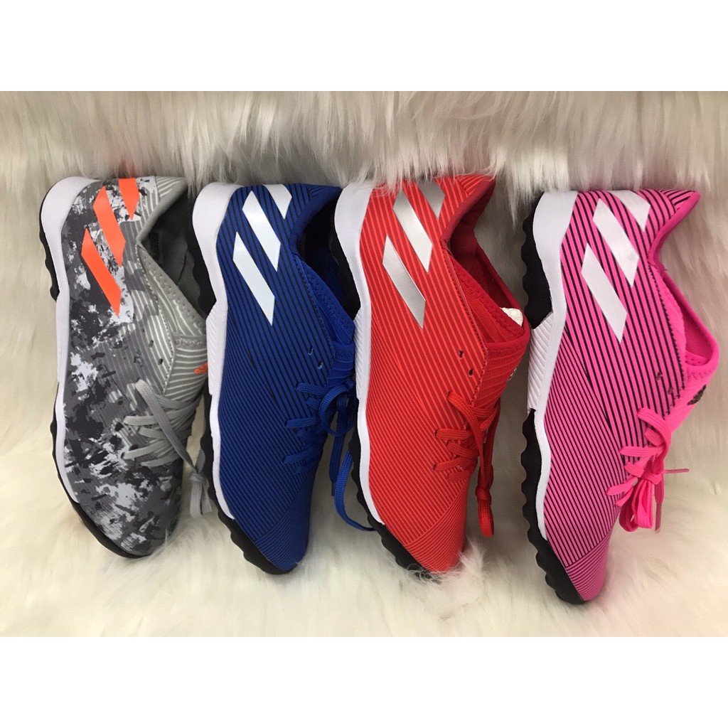 Giày Đá Bóng Adidas Nemeziz