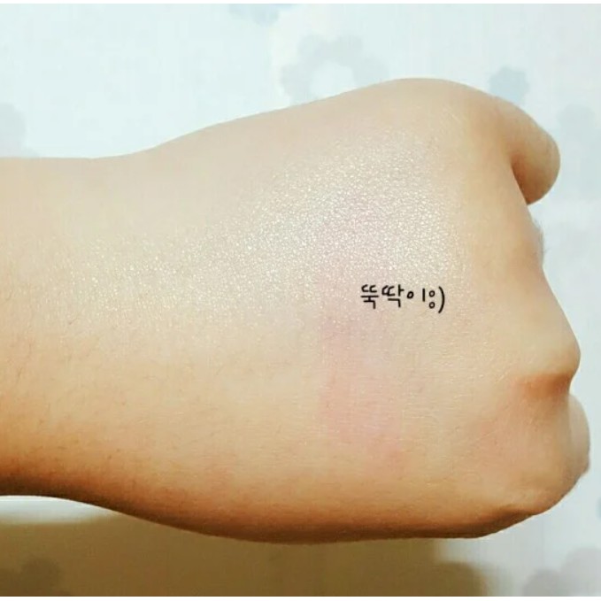 Gel Dưỡng Ẩm, Làm Hồng Môi L&P Cosmetic Mediheal Labocare Pantenolips Healssence 10ml | BigBuy360 - bigbuy360.vn