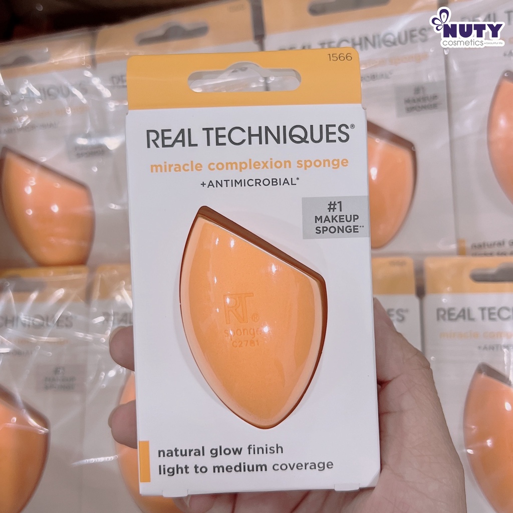 Bông Mút Trang Điểm Real Techniques Miracle Complexion Sponge (1pc)