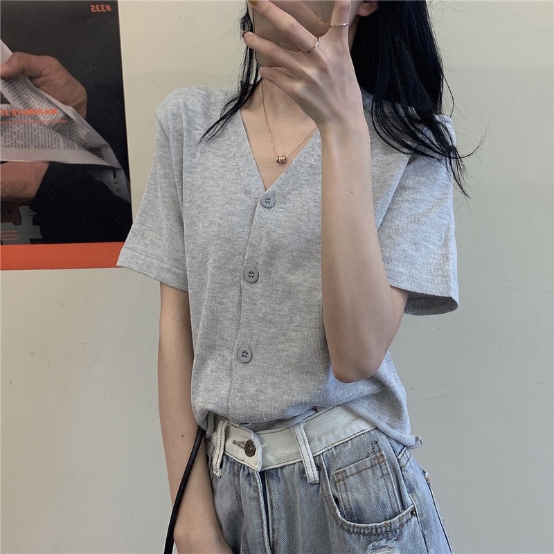 Áo thun croptop tay ngắn cổ chữ V bằng lụa lạnh phong cách 2021 cho nữ