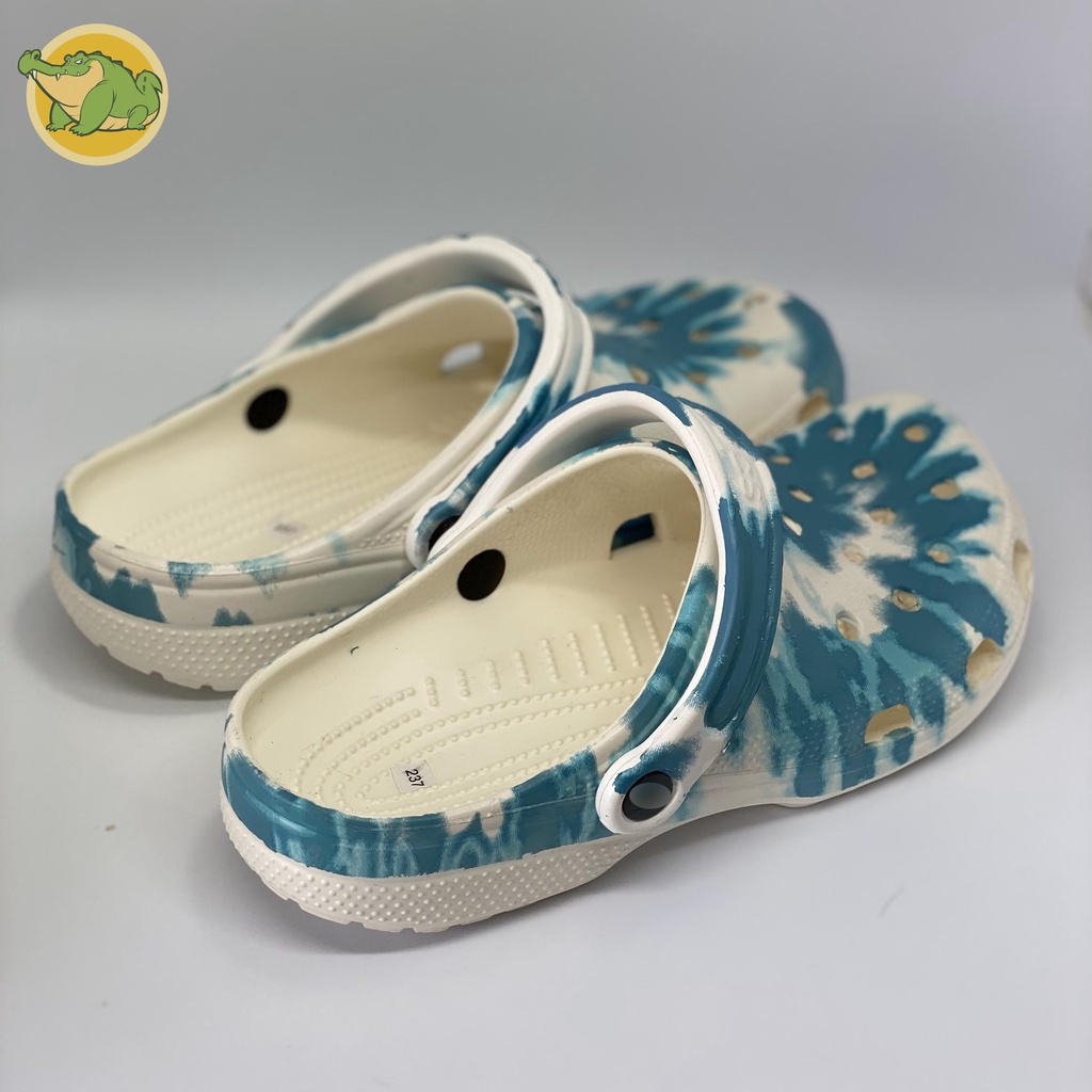 Dép CROCS CLASSIC GRAPHICS Nữ và Trẻ Em Êm Nhẹ, Mềm và Không Mùi