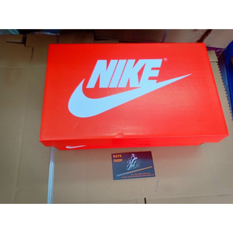 Hộp giày thể thao nike size 31x19x11