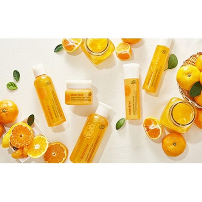 Nước Hoa Hồng Innisfree Tangerine Vita C Skin