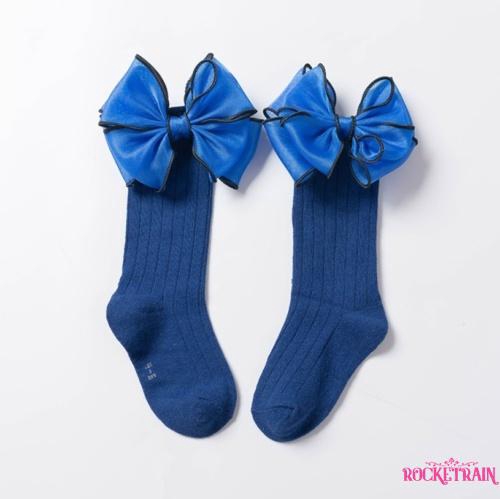 Tất đầu gối đính nơ đáng yêu cho bé gái