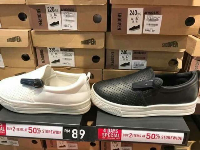 Giày slipon Shoopen