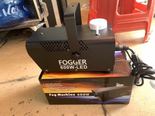 Máy khói 600w led