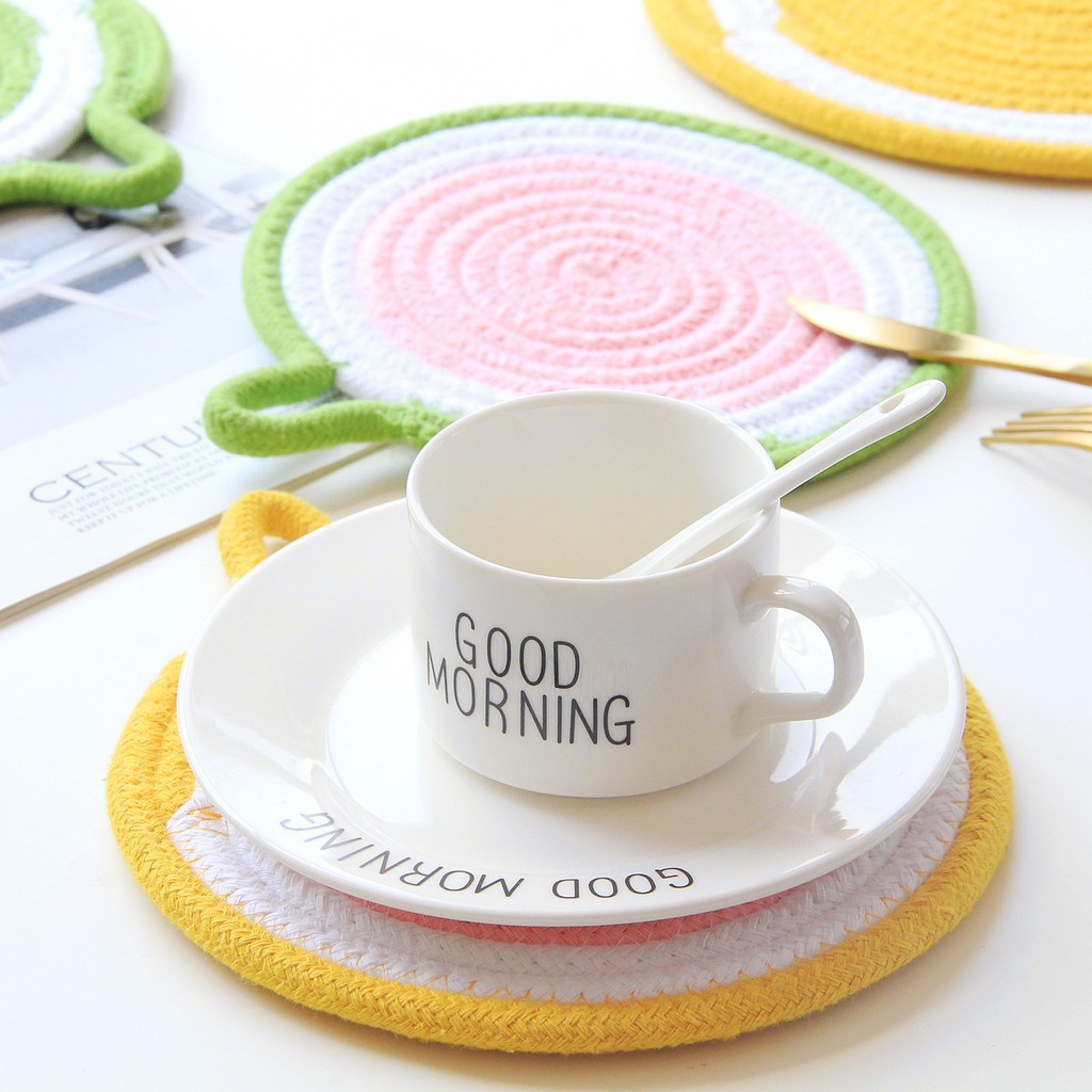 Tấm lót decor, Tấm lót ấm trà, đế lót nồi, đĩa có móc treo 18cm - Hatimoon -  miếng lót HTL131