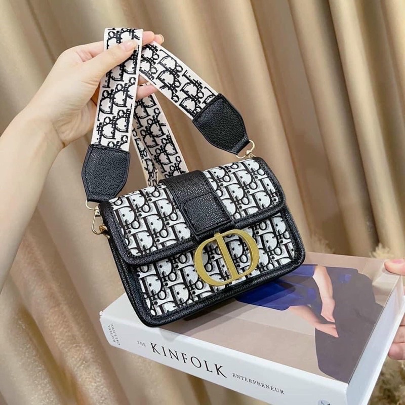 Túi Đeo Chéo Nữ Hoạ Tiết CD Thổ Cẩm, Túi Xách Nữ D.I.O.RR