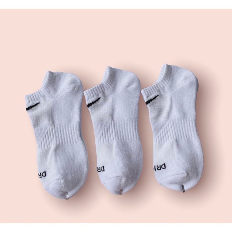 Pack 3 đôi tất thể thao nik.e cổ ngắn drifit trắng , đen dày dặn, thấm hút, dễ sử dụng