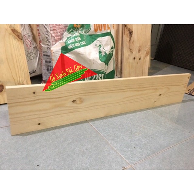 Tấm gỗ thông mới mặt lớn dài 1m rộng 20cm dày 2cm được bào láng 4 mặt