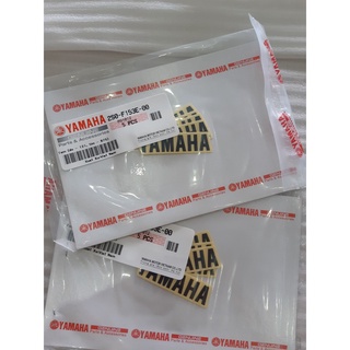 Tem chữ Yamaha nhỏ đen