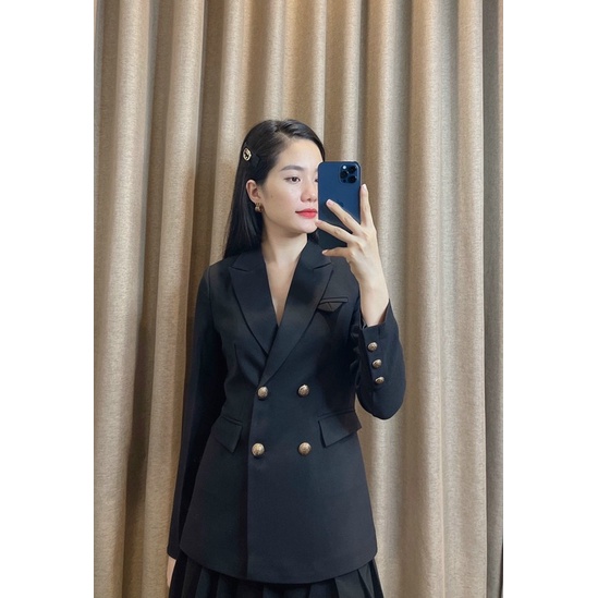 Áo blazer nắp túi tam giác tay dài