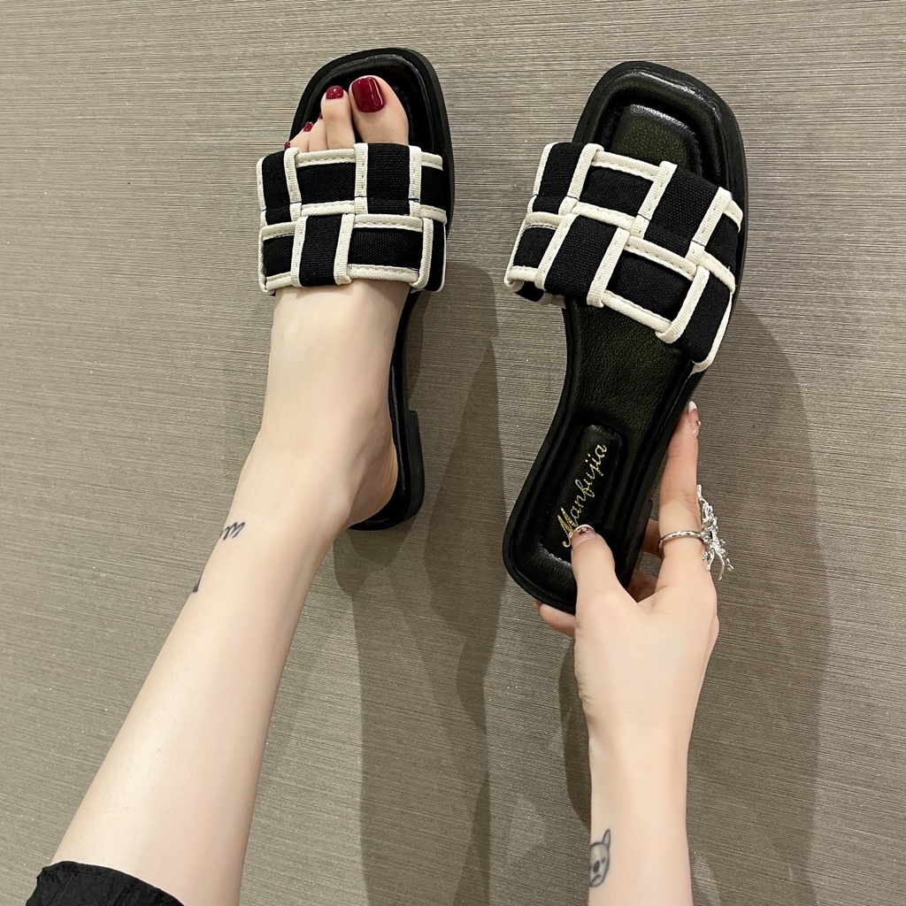 Dép Lê Nữ QC Caro Viền Chất Da