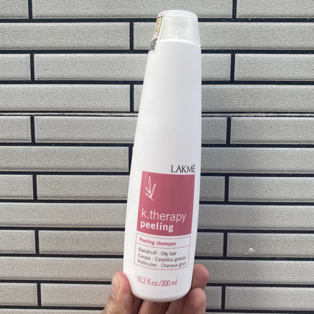 Dầu gội trị gàu dành cho tóc dầu và khô Lakme K.Therapy Peeling Shampoo 300ml