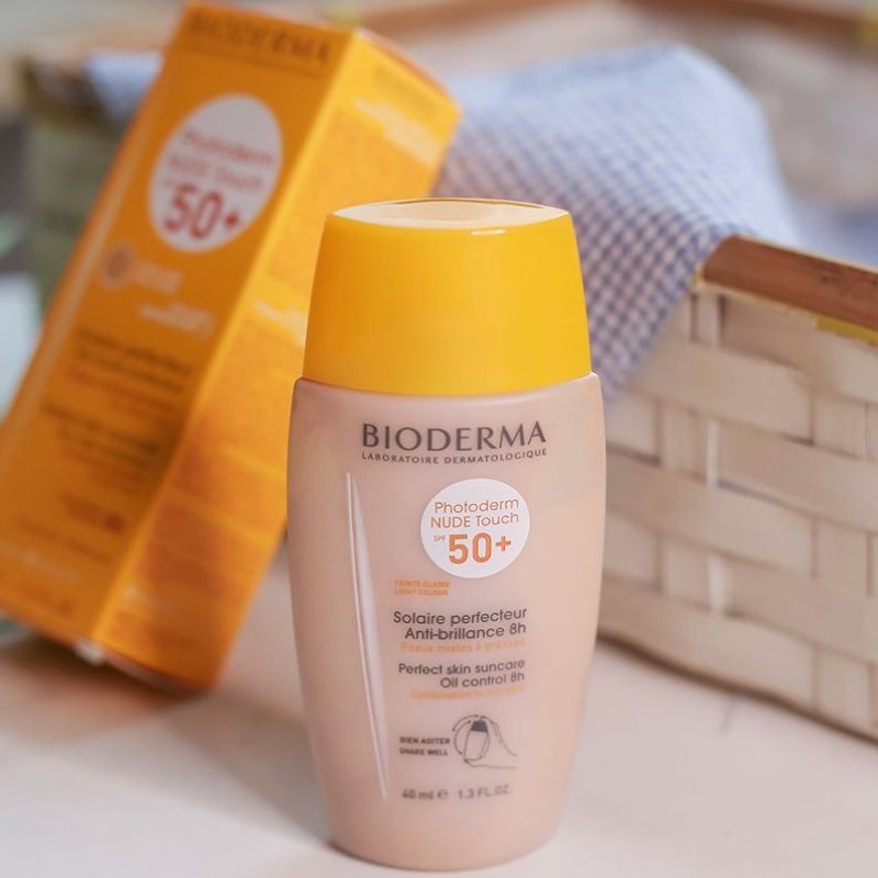 Kem chống nắng Bioderma Photoderm NUDE Touch