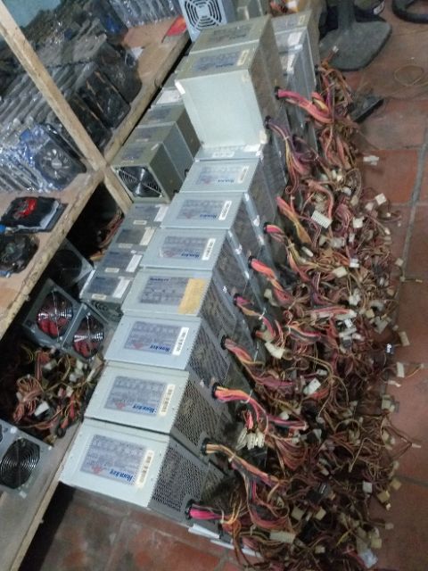 Nguồn máy tính 350w fan 8 nguyên bản zin tem hãng  vẫn còn không han rỉ