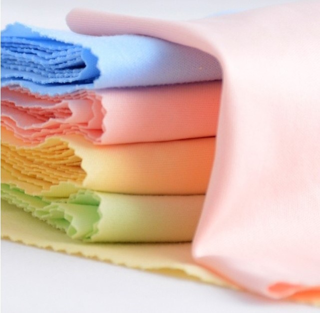 Khăn lau vệ sinh mắt kính kiểu dáng tiện dụng chất lượng cao