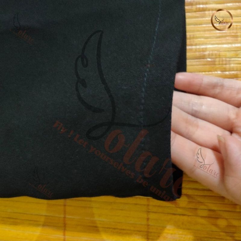 Chân Váy Dài Chữ A Xẻ Trước Bigsize Màu Đen Dài 70cm Lưng Thun Sau VXTR70