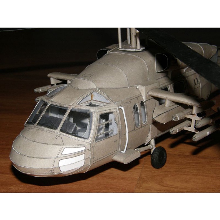 Mô Hình Máy Bay Trực Thăng Hawk UH-60 Màu Đen Tỉ Lệ 1: 33
