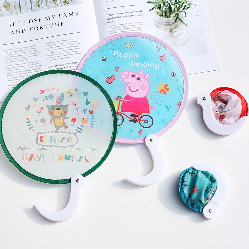 Quạt vải mini cầm tay cute gấp gọn bằng vải có tay cầm nhiều hình dễ thương | BigBuy360 - bigbuy360.vn