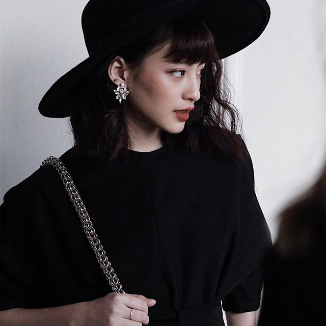 Bông tai nữ Floralpunk Penelope Earrings