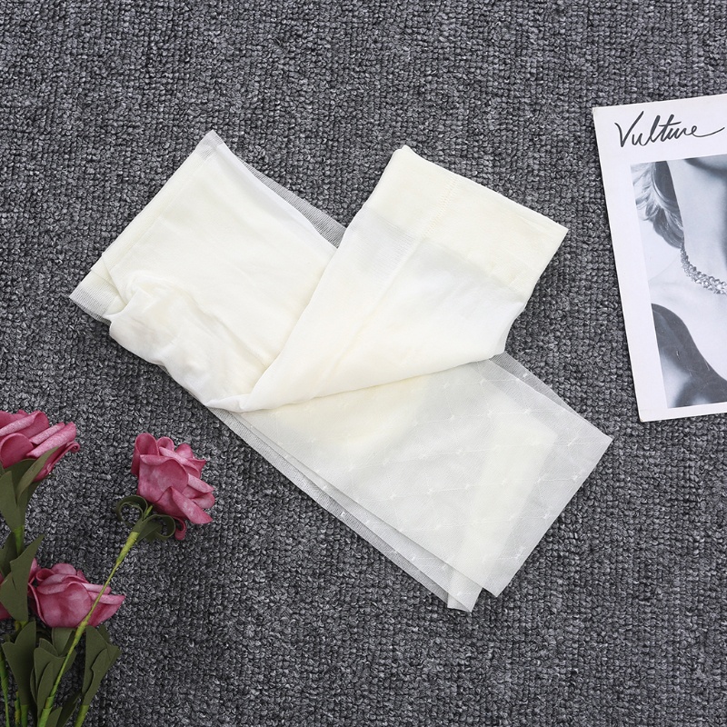 Quần tất lụa nilon in họa tiết xinh xắn phối ren quyến rũ cho nữ