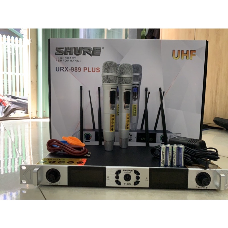 Micro không dây URX 989 plus mẫu mới năm 2022